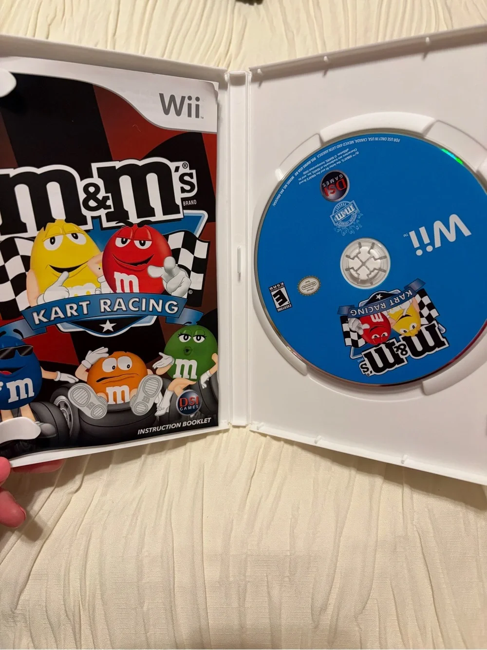 M&M’s Kart Racing Wii Game Complete w/ Manual